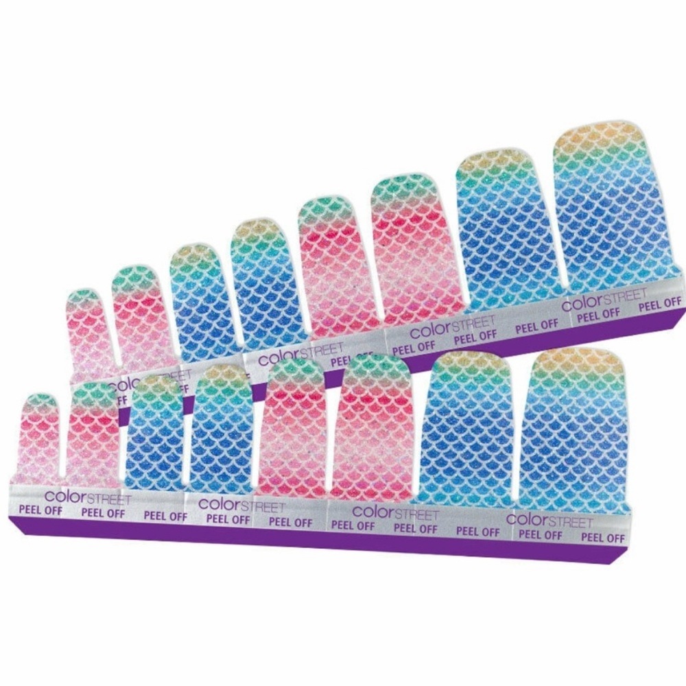 Color Street Nail Strips - Any Fins Goes - Picture 2 of 5